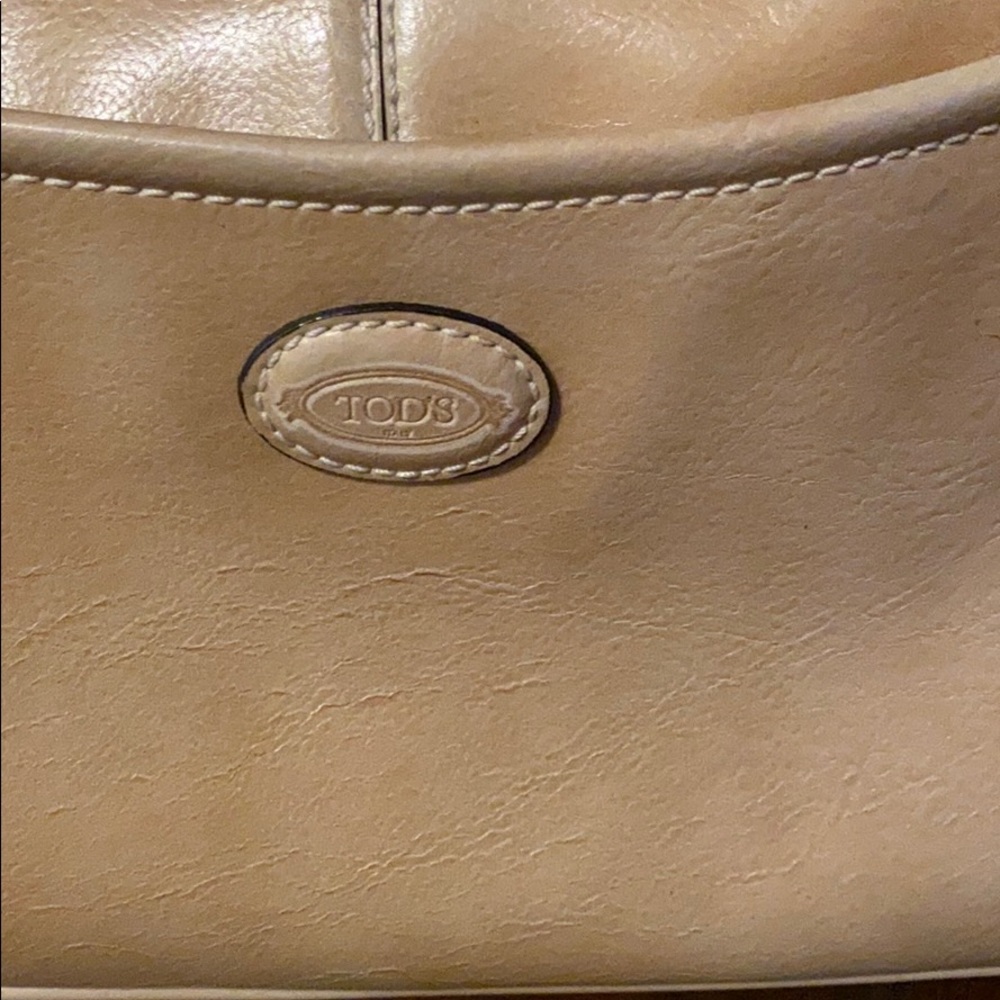TOD’s purse! - Picture 2 of 6